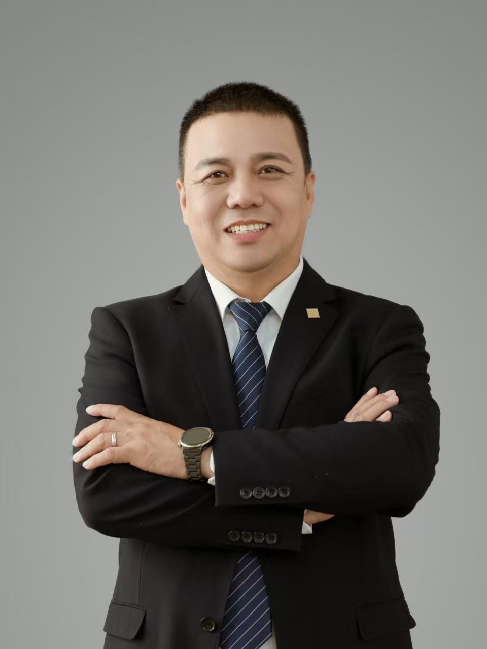 阳光集团董事长杜金平形象照